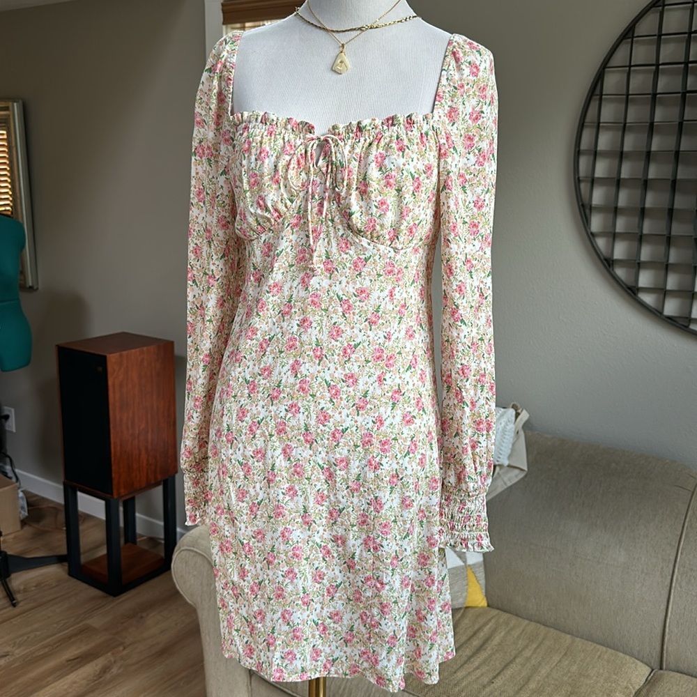 Nordstrom rack floral long sleeve midi dress SZ M